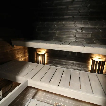 Spacious For 4 With Sauna Huoneisto *